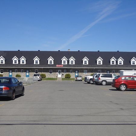 Motel Grande Ile Salaberry-de-Valleyfield Exteriör bild