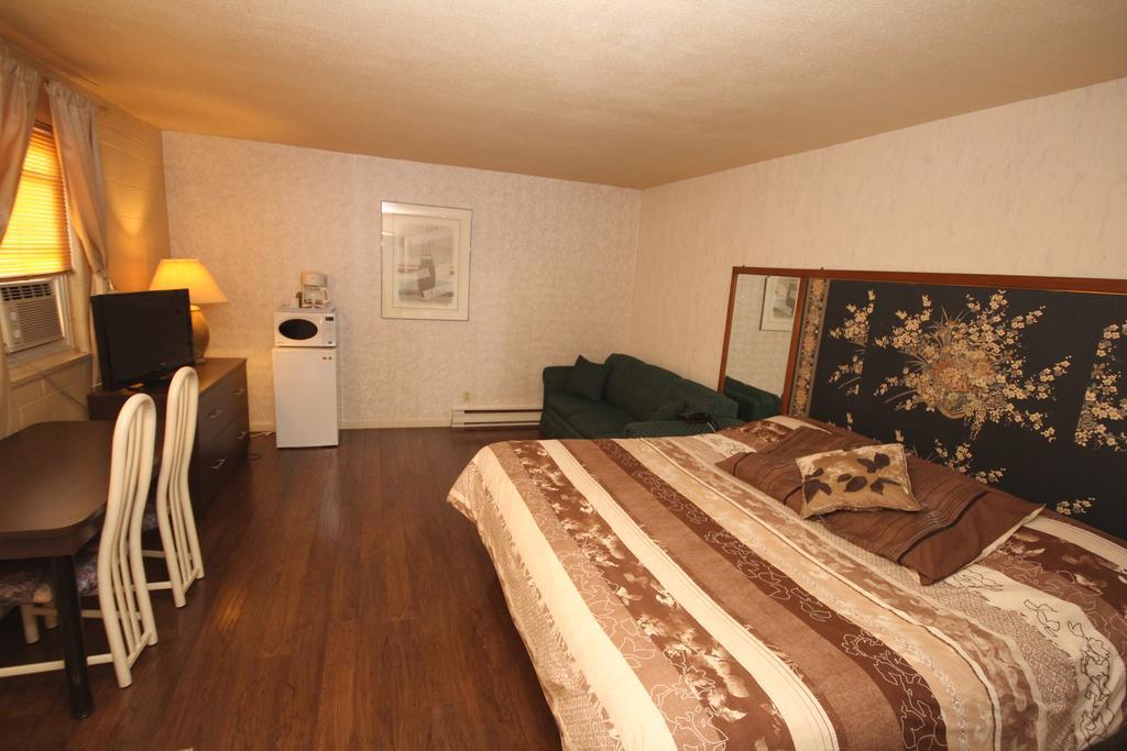 Motel Grande Ile Salaberry-de-Valleyfield Exteriör bild